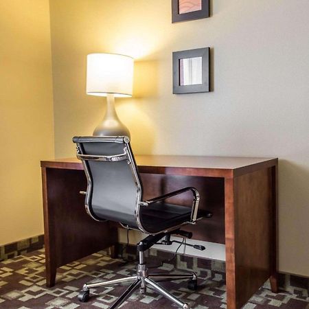 Comfort Inn & Suites Walterboro I-95 Extérieur photo