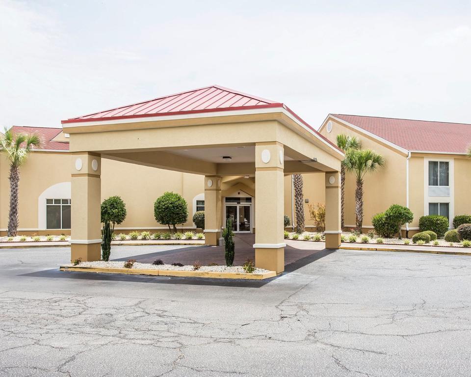 Comfort Inn & Suites Walterboro I-95 Extérieur photo