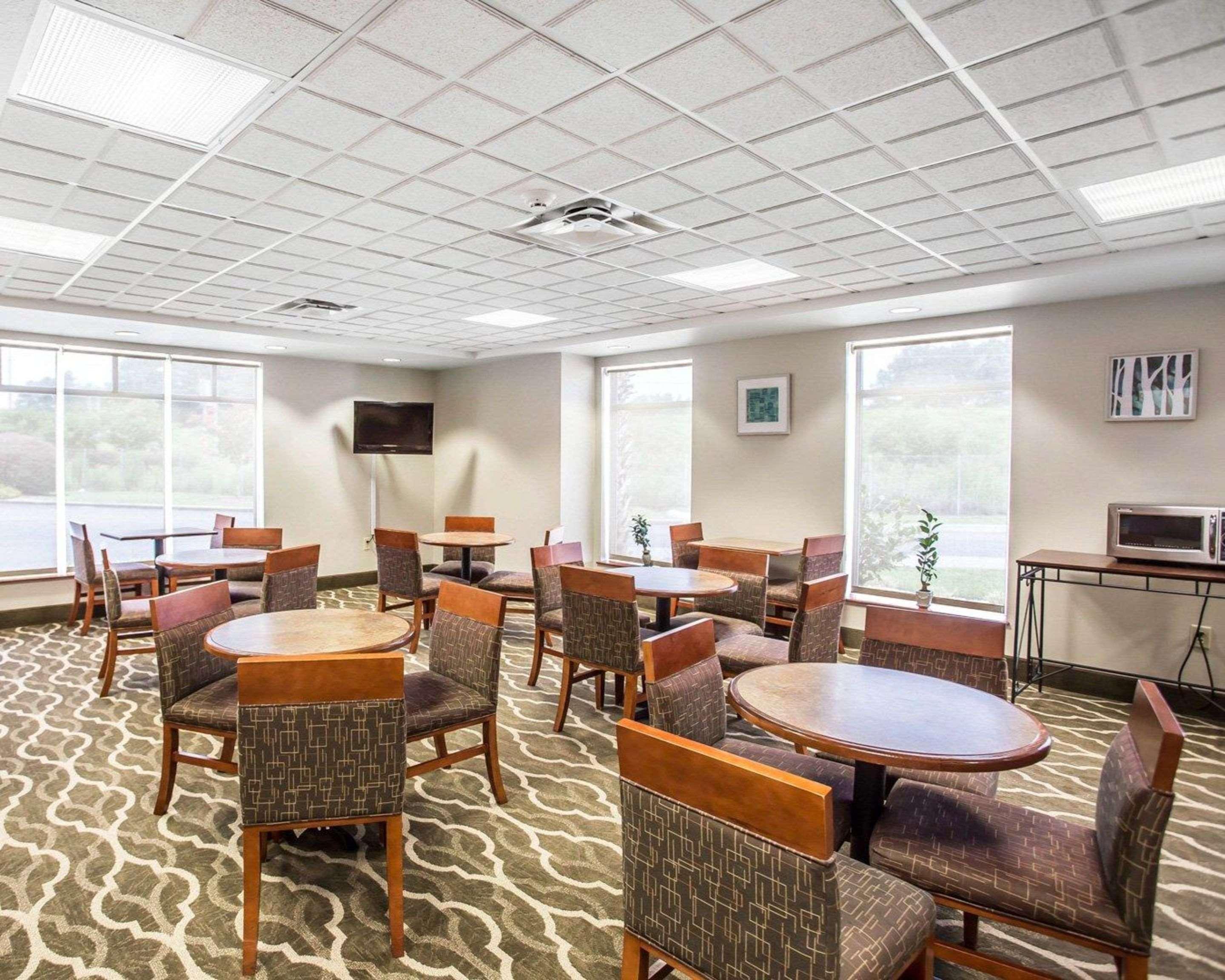 Comfort Inn & Suites Walterboro I-95 Extérieur photo