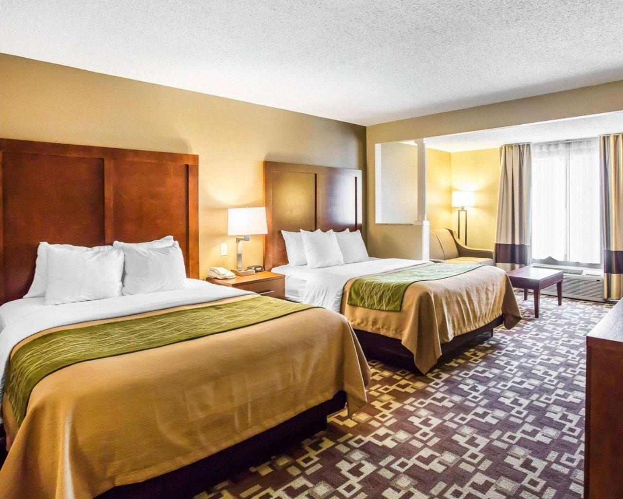 Comfort Inn & Suites Walterboro I-95 Extérieur photo